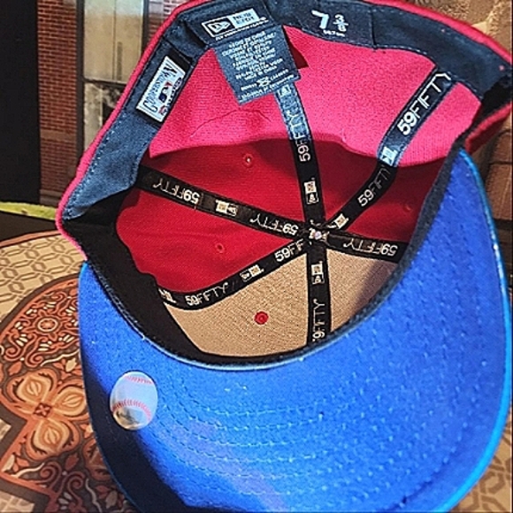 ⚾🔥 Toronto Bluejays MLB New Era 59Fifty Fitted (7 3/8") Cap, Red with Blue 🔥⚾ - Picture 5 of 5